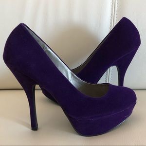 Qupid Purple Velvet Pumps